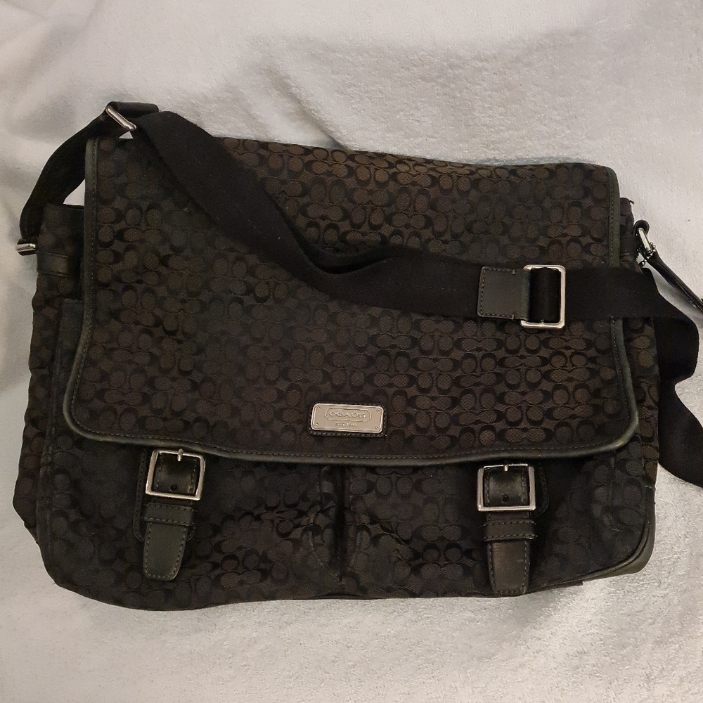 Coach Black Canvas and Leather Signature Messenger Laptop Bag F70293 GUC